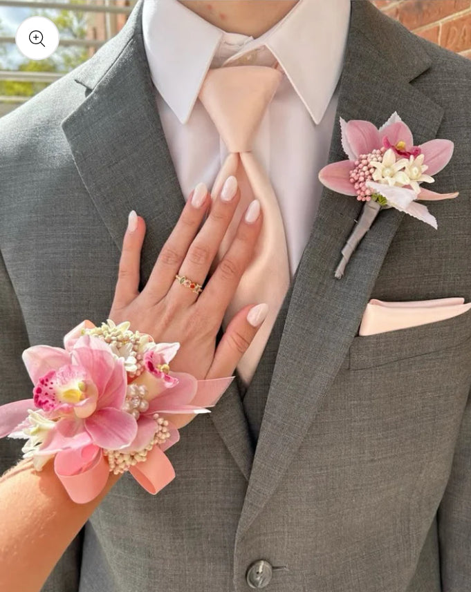0.1 Pink prom