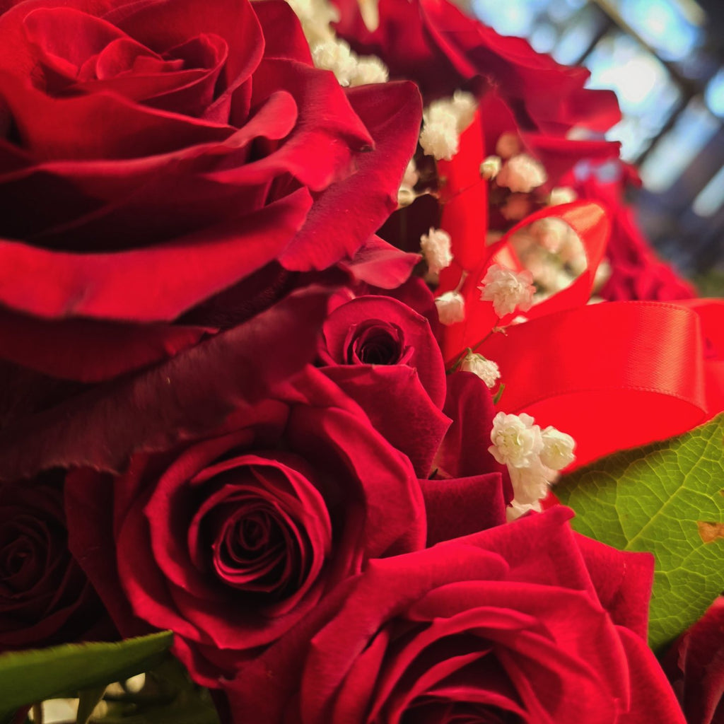 Happy Valentine's Day Red Rose Bouquet